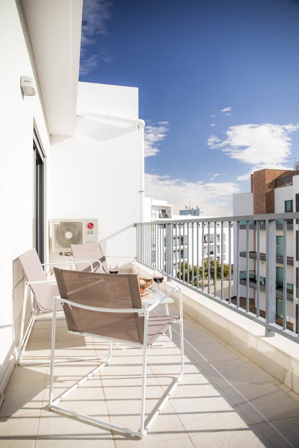 B04 - Luxury 2 Bed W Terrace Pool Daire Lagos Dış mekan fotoğraf